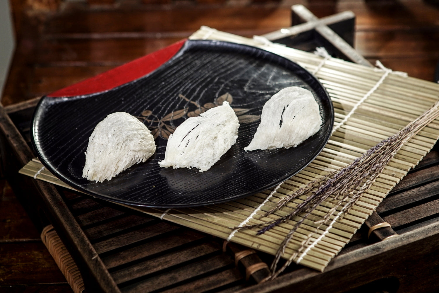 DRIED White A, white bird nest
